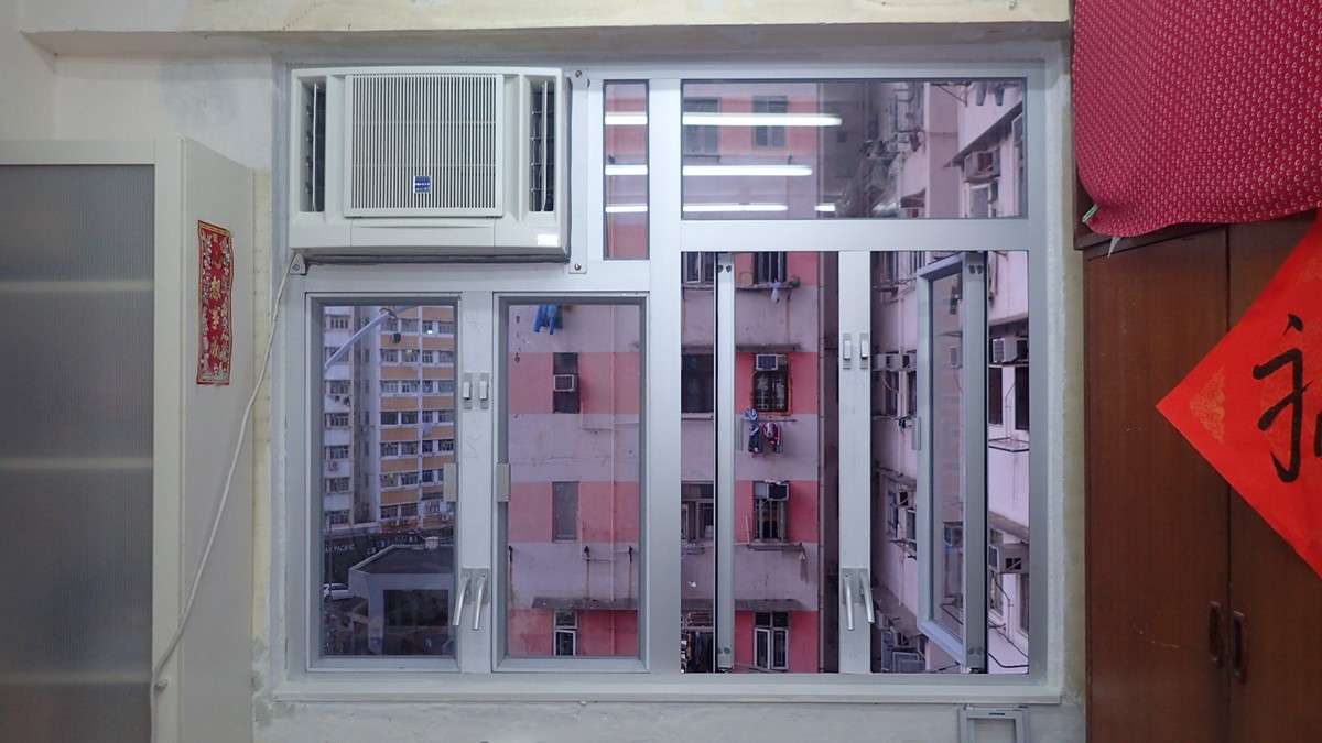 Photo: 銀白鋁色-鋁窗02.jpg