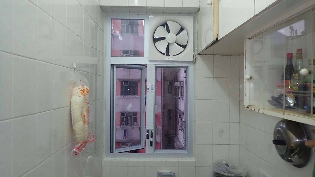 Photo: 銀白鋁色-鋁窗03.jpg