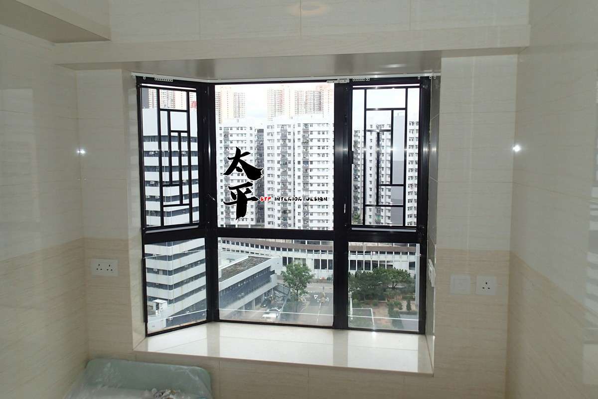 Photo: 黑色鋁窗連窗花01.jpg